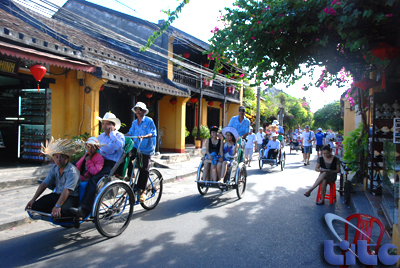 Quảng Nam đón khoảng 242.000 lượt khách trong tháng 5/2013