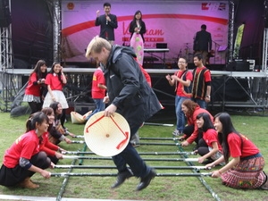 Tinh hoa văn hóa Việt tỏa sáng tại lễ hội ở Scotland