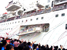 Gần 3.000 du khách cập cảng Việt Nam bằng tàu biển 