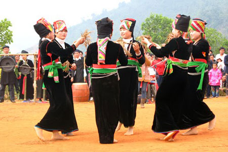 Kho Mu ethnic group