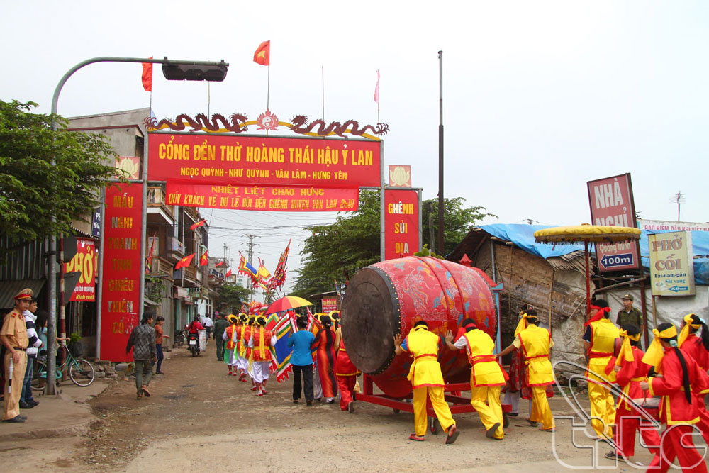 Hội đền Ghềnh (Hà Nội)