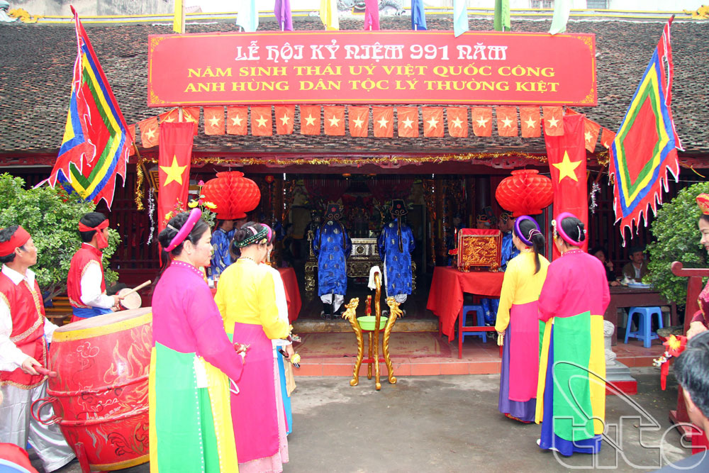 Lễ hội đình làng Nam Đồng