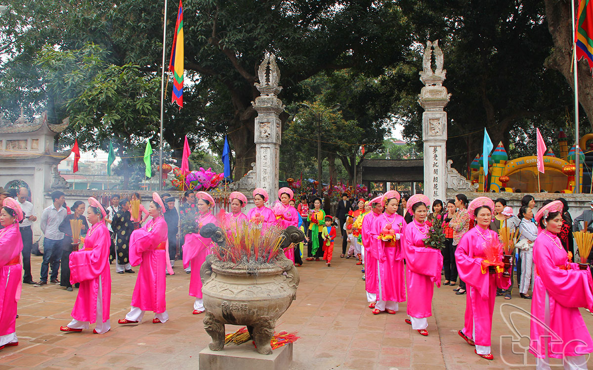 Lễ hội chùa Láng - Hà Nội (Ảnh: Huy Hoàng)